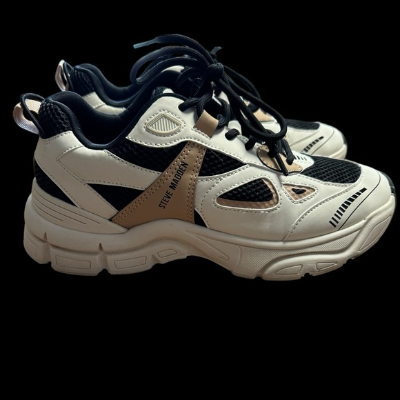 Steve Madden Clydie Platform Sneakers • size 9.5 - Picture 2 of 8